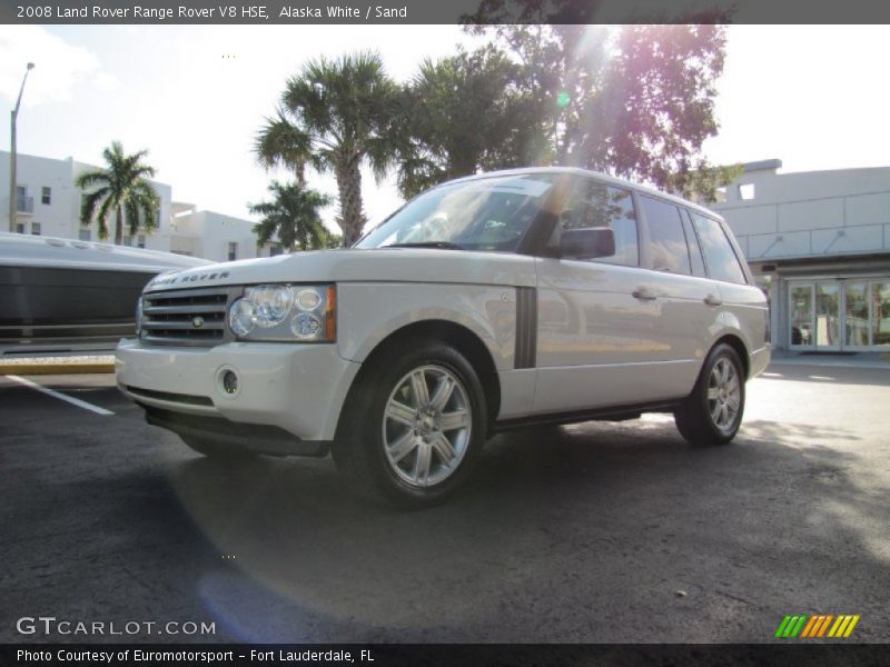 Alaska White / Sand 2008 Land Rover Range Rover V8 HSE