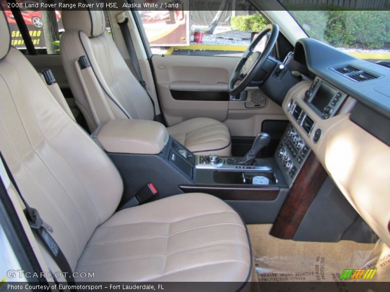 Alaska White / Sand 2008 Land Rover Range Rover V8 HSE