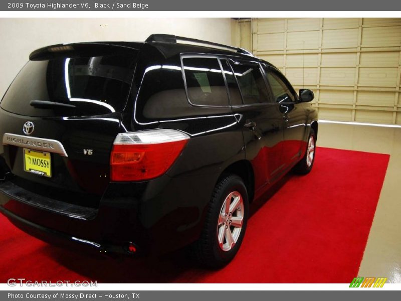 Black / Sand Beige 2009 Toyota Highlander V6