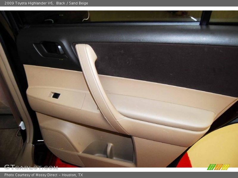 Black / Sand Beige 2009 Toyota Highlander V6