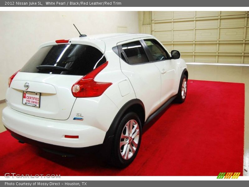 White Pearl / Black/Red Leather/Red Trim 2012 Nissan Juke SL