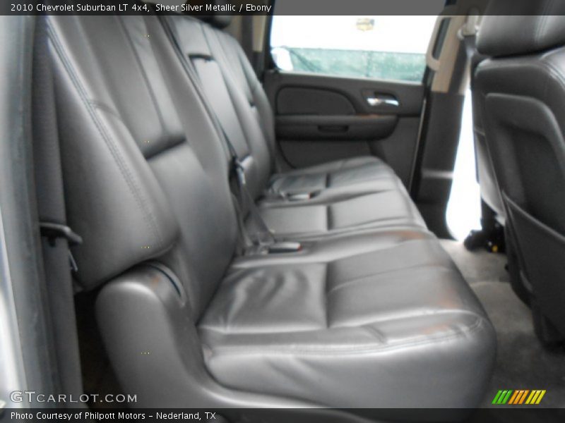 Sheer Silver Metallic / Ebony 2010 Chevrolet Suburban LT 4x4