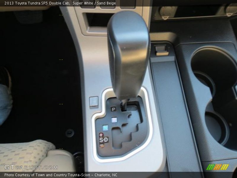 Super White / Sand Beige 2013 Toyota Tundra SR5 Double Cab