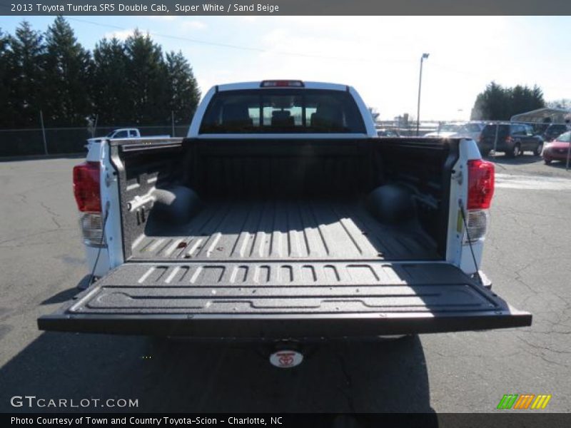 Super White / Sand Beige 2013 Toyota Tundra SR5 Double Cab