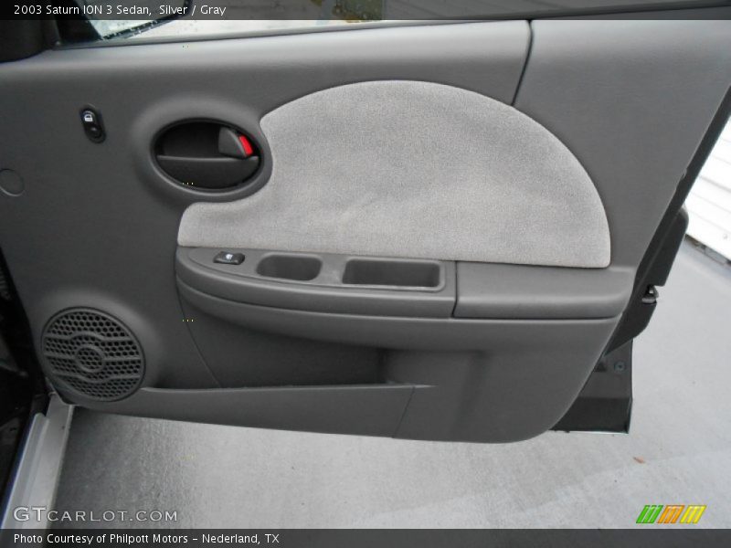 Silver / Gray 2003 Saturn ION 3 Sedan