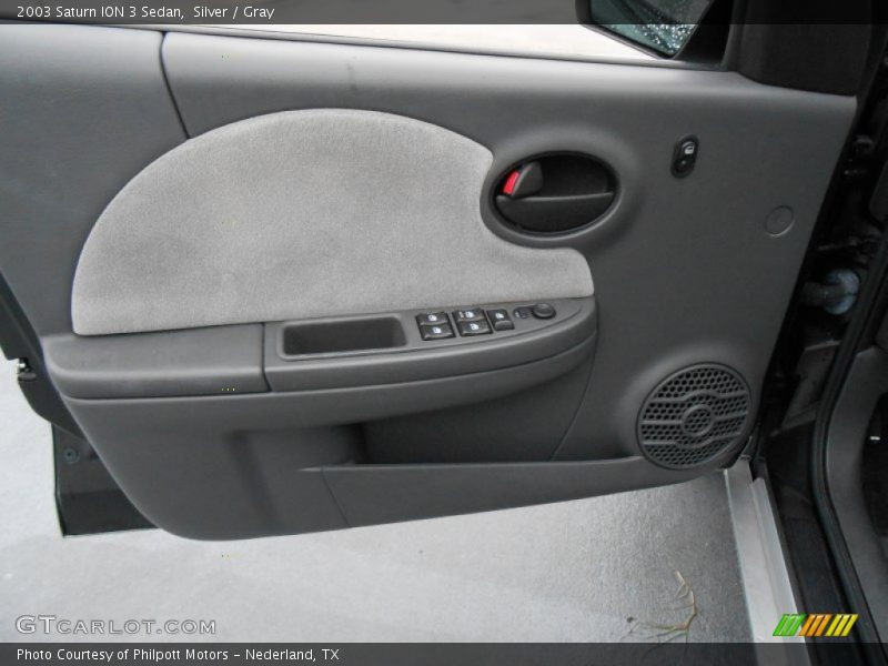 Silver / Gray 2003 Saturn ION 3 Sedan