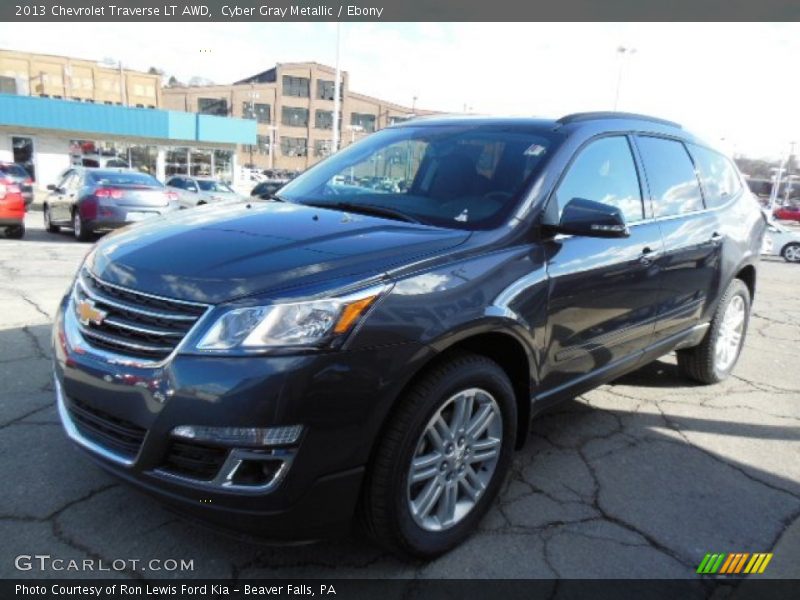 Cyber Gray Metallic / Ebony 2013 Chevrolet Traverse LT AWD