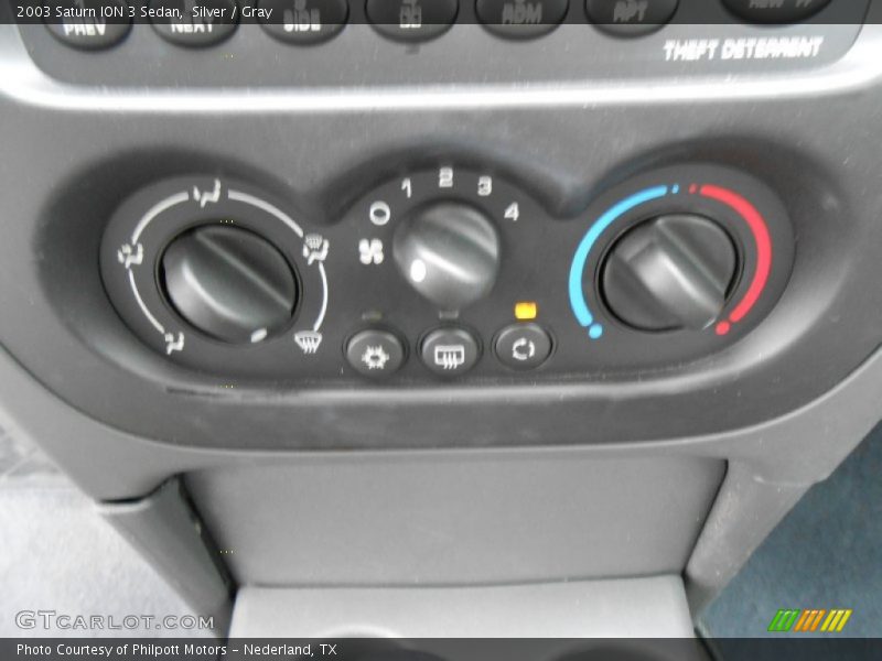 Silver / Gray 2003 Saturn ION 3 Sedan