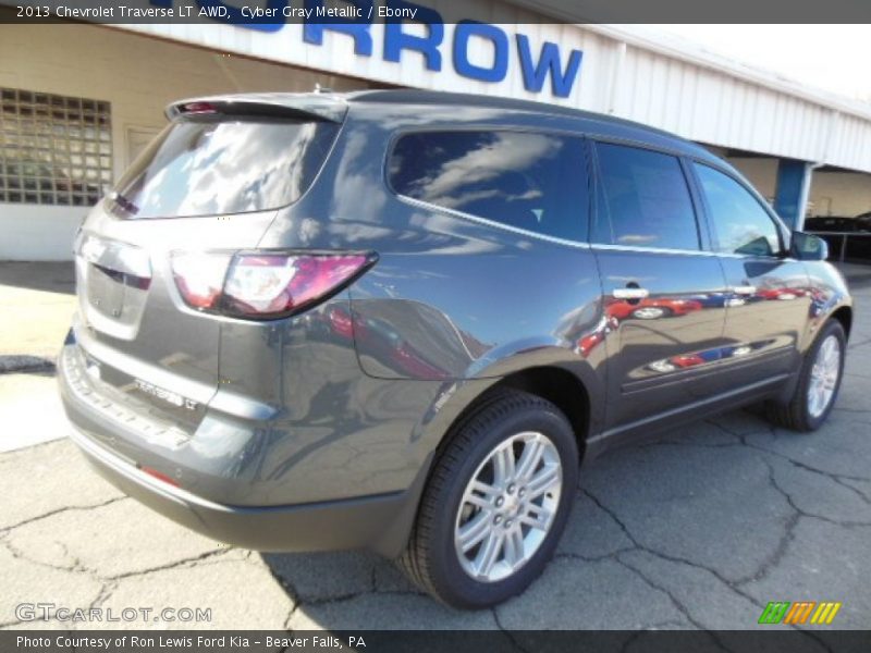 Cyber Gray Metallic / Ebony 2013 Chevrolet Traverse LT AWD