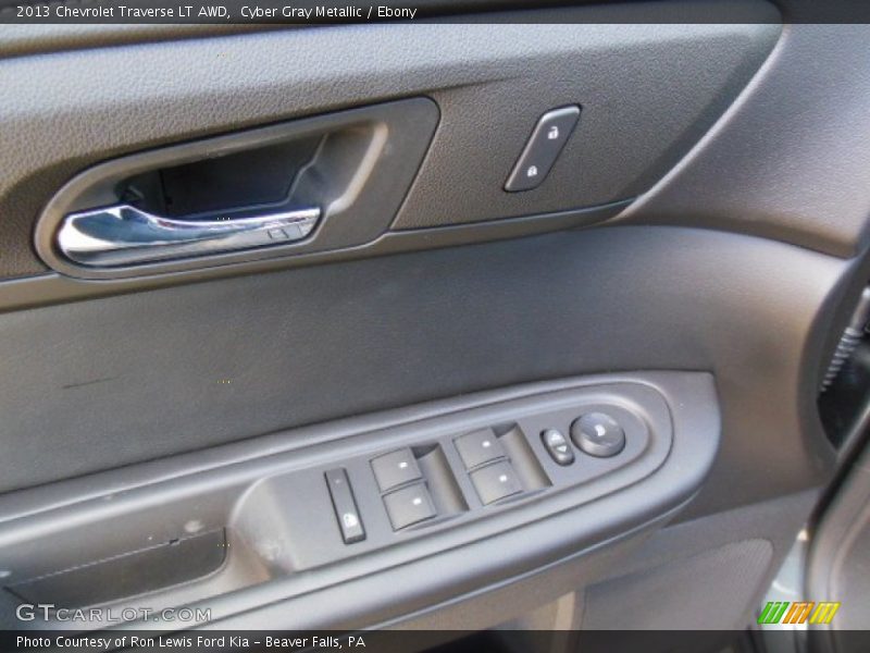 Cyber Gray Metallic / Ebony 2013 Chevrolet Traverse LT AWD