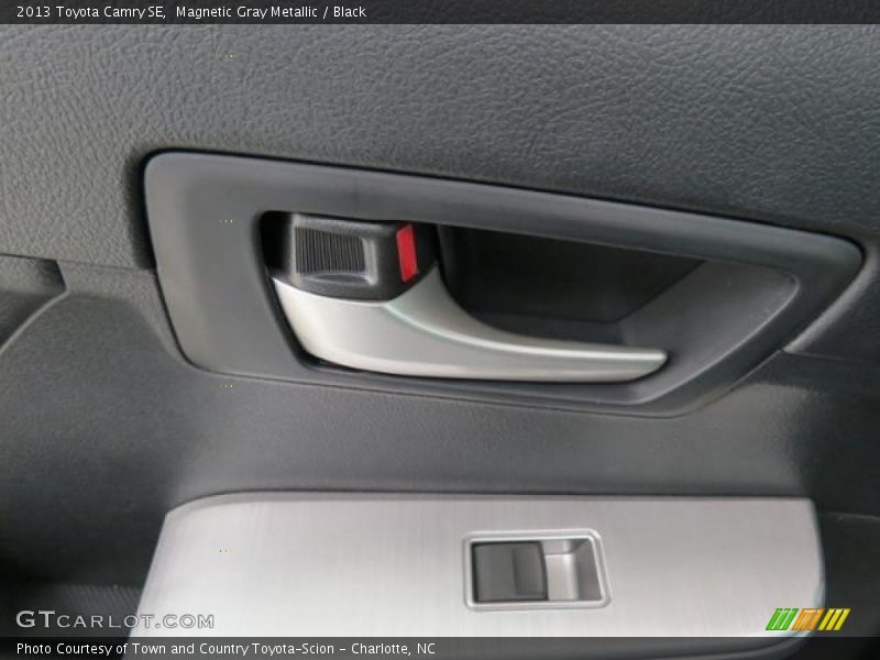 Magnetic Gray Metallic / Black 2013 Toyota Camry SE