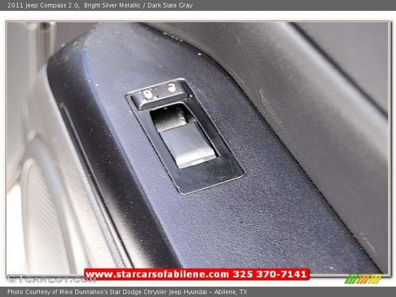 Bright Silver Metallic / Dark Slate Gray 2011 Jeep Compass 2.0