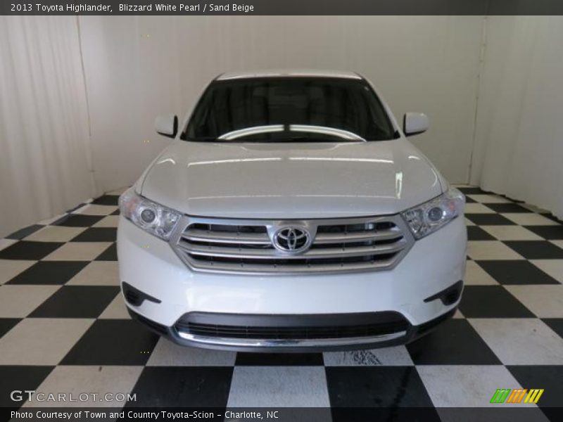 Blizzard White Pearl / Sand Beige 2013 Toyota Highlander