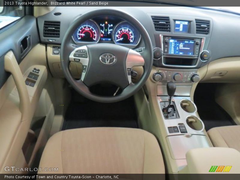Blizzard White Pearl / Sand Beige 2013 Toyota Highlander