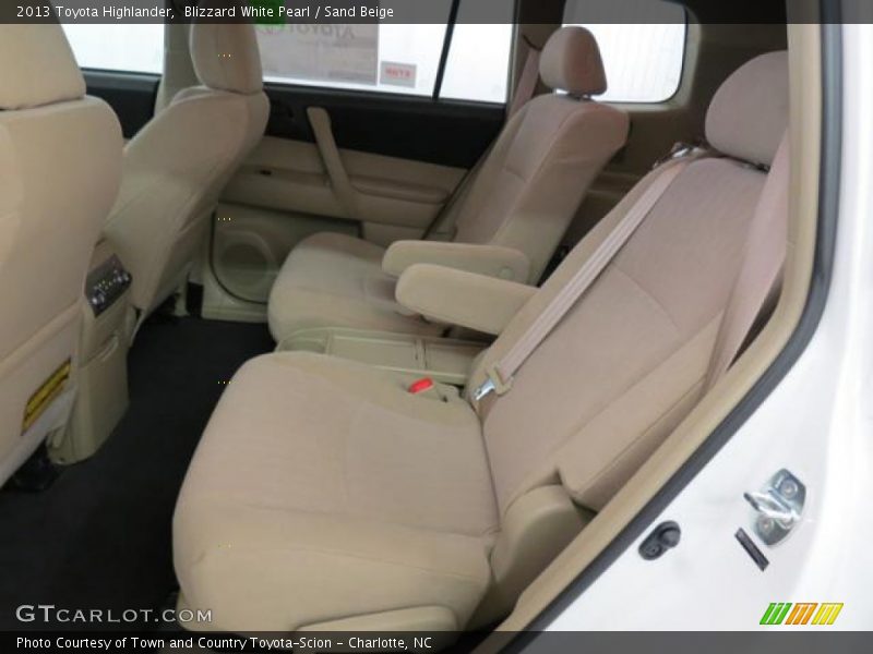 Blizzard White Pearl / Sand Beige 2013 Toyota Highlander
