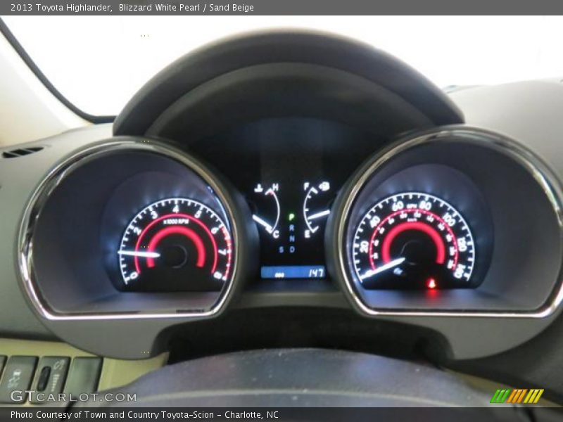 Blizzard White Pearl / Sand Beige 2013 Toyota Highlander