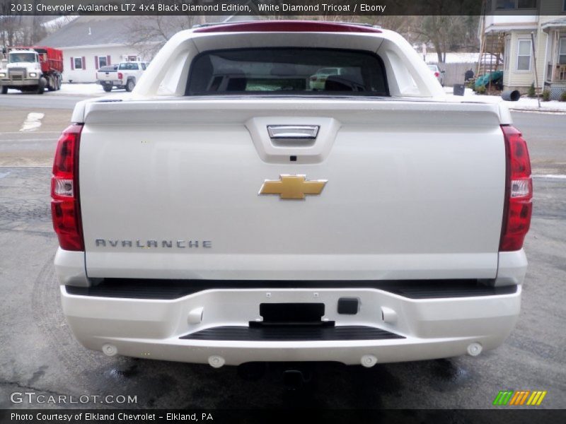 White Diamond Tricoat / Ebony 2013 Chevrolet Avalanche LTZ 4x4 Black Diamond Edition