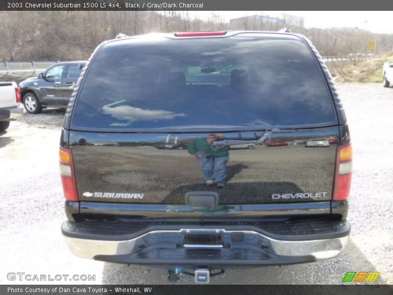 Black / Gray/Dark Charcoal 2003 Chevrolet Suburban 1500 LS 4x4