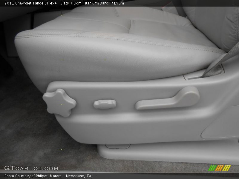 Black / Light Titanium/Dark Titanium 2011 Chevrolet Tahoe LT 4x4