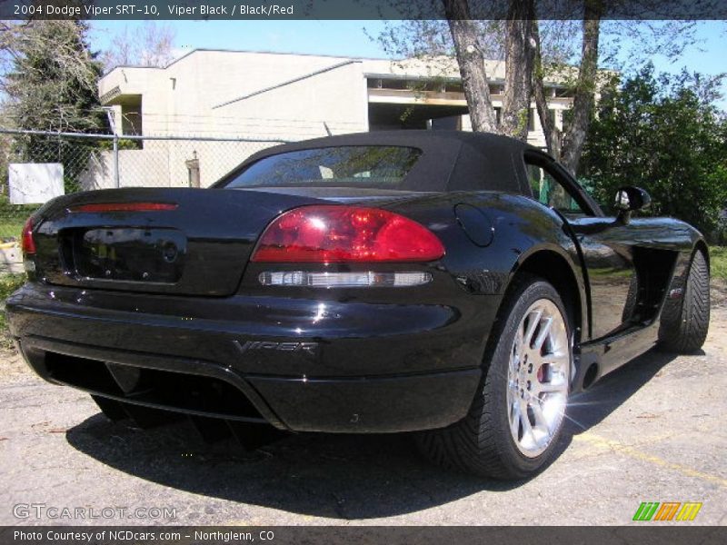 Viper Black / Black/Red 2004 Dodge Viper SRT-10