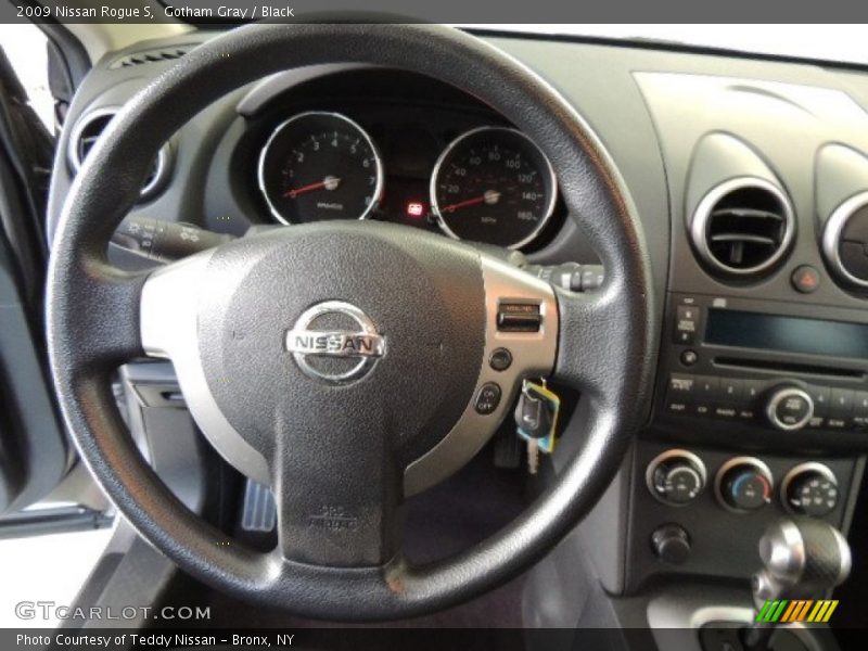 Gotham Gray / Black 2009 Nissan Rogue S