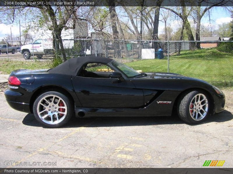 Viper Black / Black/Red 2004 Dodge Viper SRT-10