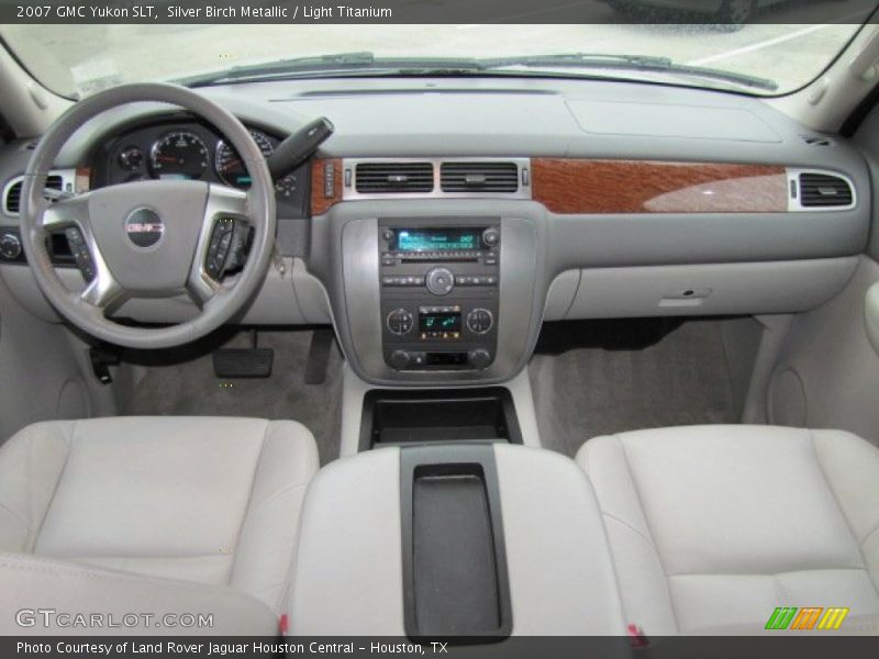 Silver Birch Metallic / Light Titanium 2007 GMC Yukon SLT