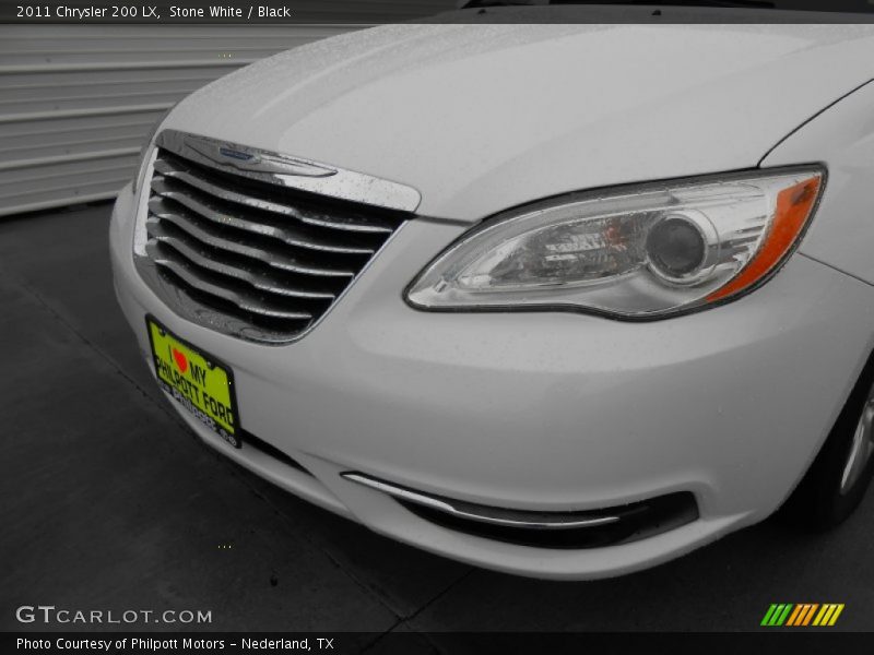 Stone White / Black 2011 Chrysler 200 LX
