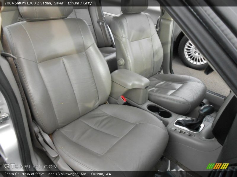 Silver Platinum / Gray 2004 Saturn L300 2 Sedan