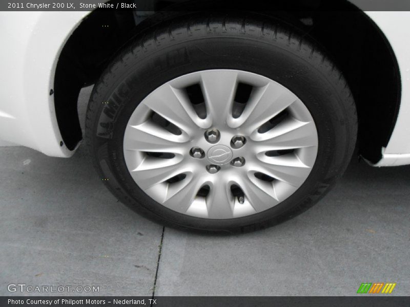 Stone White / Black 2011 Chrysler 200 LX