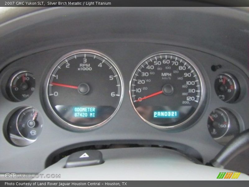 Silver Birch Metallic / Light Titanium 2007 GMC Yukon SLT