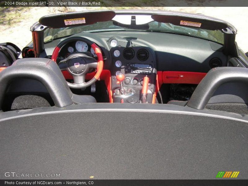 Viper Black / Black/Red 2004 Dodge Viper SRT-10