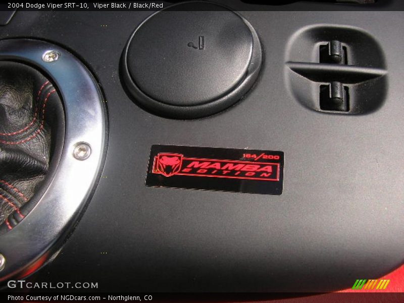 Viper Black / Black/Red 2004 Dodge Viper SRT-10