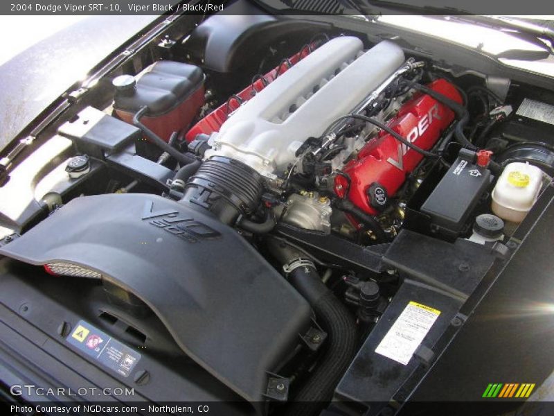 Viper Black / Black/Red 2004 Dodge Viper SRT-10