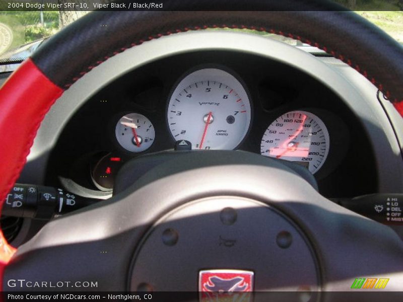 Viper Black / Black/Red 2004 Dodge Viper SRT-10