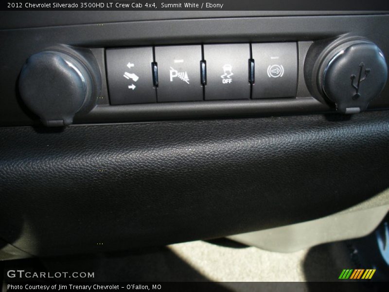 Controls of 2012 Silverado 3500HD LT Crew Cab 4x4