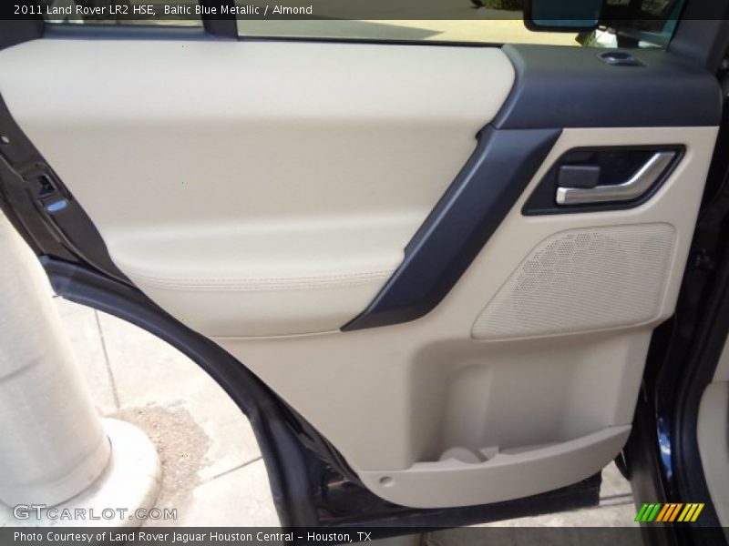 Baltic Blue Metallic / Almond 2011 Land Rover LR2 HSE