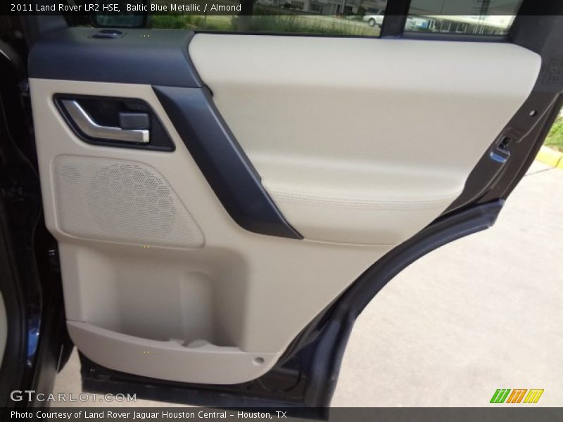Baltic Blue Metallic / Almond 2011 Land Rover LR2 HSE