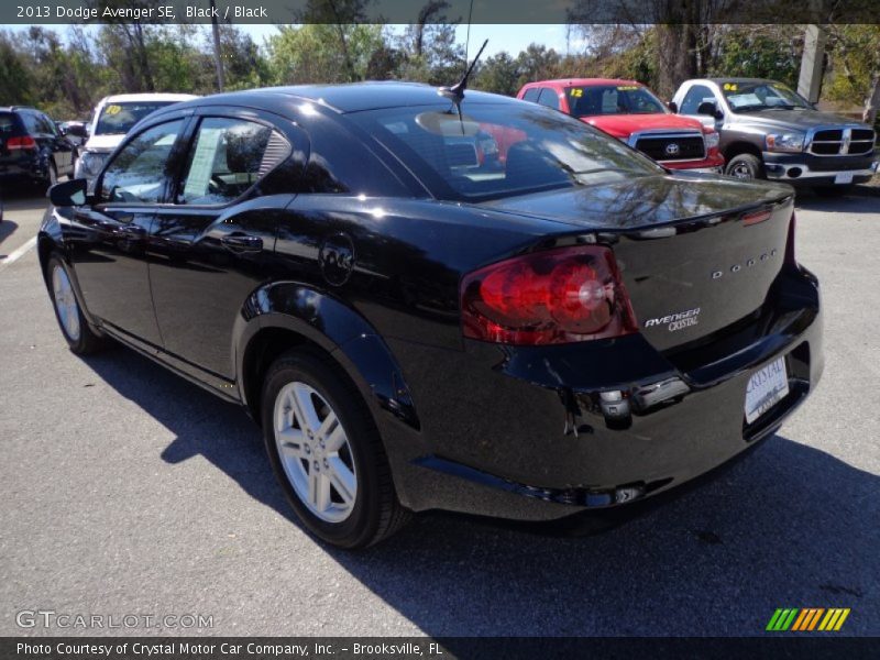 Black / Black 2013 Dodge Avenger SE