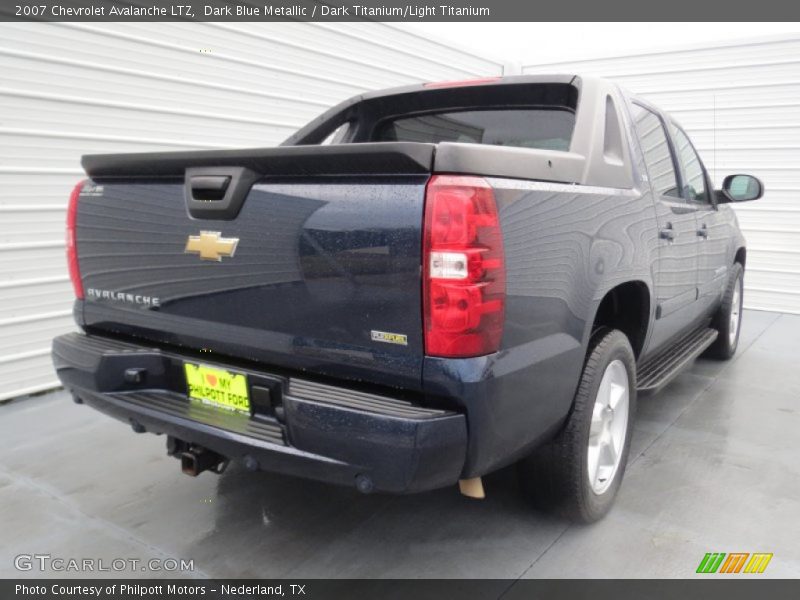 Dark Blue Metallic / Dark Titanium/Light Titanium 2007 Chevrolet Avalanche LTZ