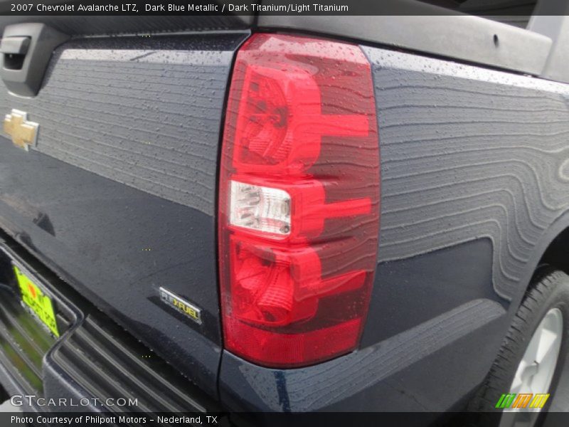 Dark Blue Metallic / Dark Titanium/Light Titanium 2007 Chevrolet Avalanche LTZ