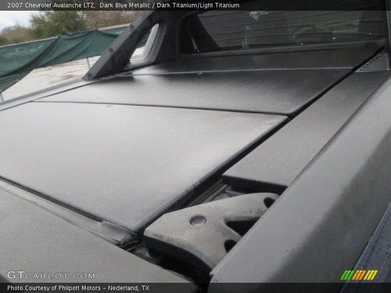 Dark Blue Metallic / Dark Titanium/Light Titanium 2007 Chevrolet Avalanche LTZ