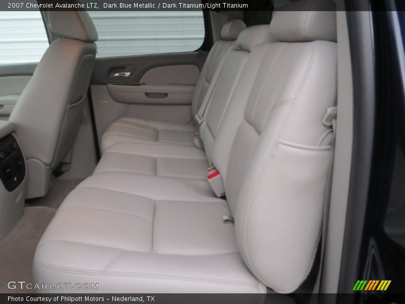 Dark Blue Metallic / Dark Titanium/Light Titanium 2007 Chevrolet Avalanche LTZ