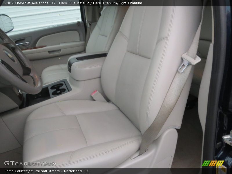 Dark Blue Metallic / Dark Titanium/Light Titanium 2007 Chevrolet Avalanche LTZ