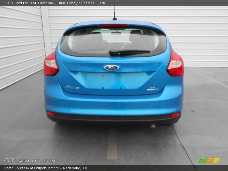 Blue Candy / Charcoal Black 2013 Ford Focus SE Hatchback