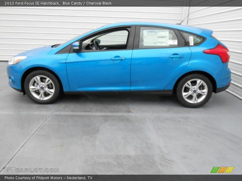 Blue Candy / Charcoal Black 2013 Ford Focus SE Hatchback