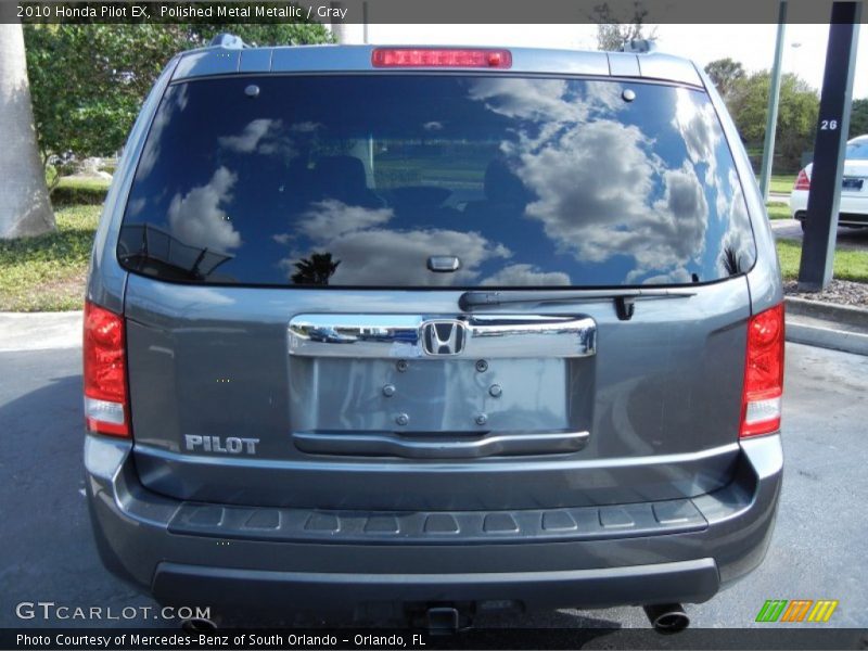 Polished Metal Metallic / Gray 2010 Honda Pilot EX