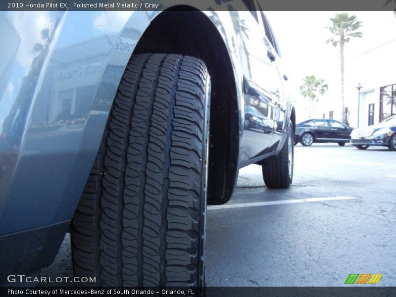 Polished Metal Metallic / Gray 2010 Honda Pilot EX