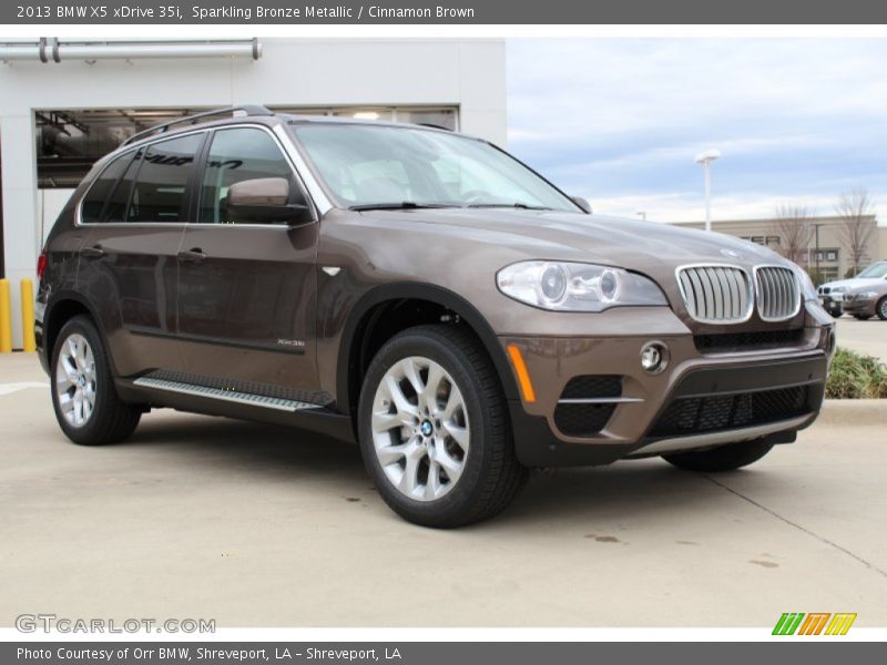 Front 3/4 View of 2013 X5 xDrive 35i