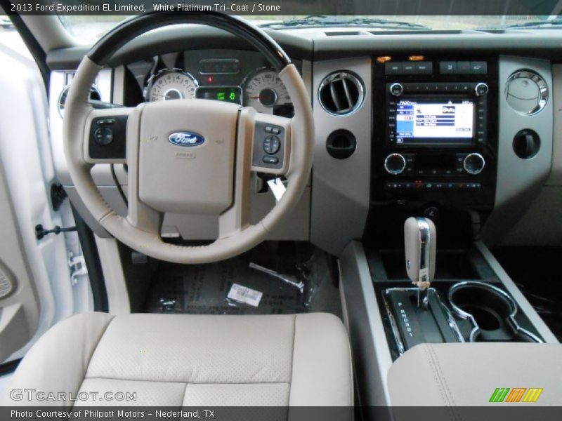 Dashboard of 2013 Expedition EL Limited